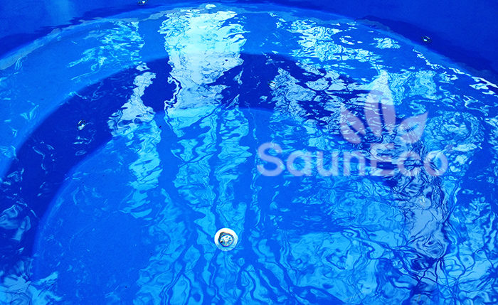 Luxurious hot tub jacuzzi from Sauneco